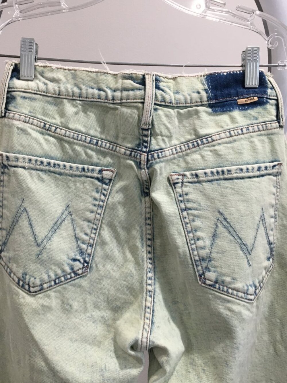 MOTHER Fern Juicy Fruit The Tripper Crop Fray Logo Hardware Button Fly Jeans - Picture 12 of 16